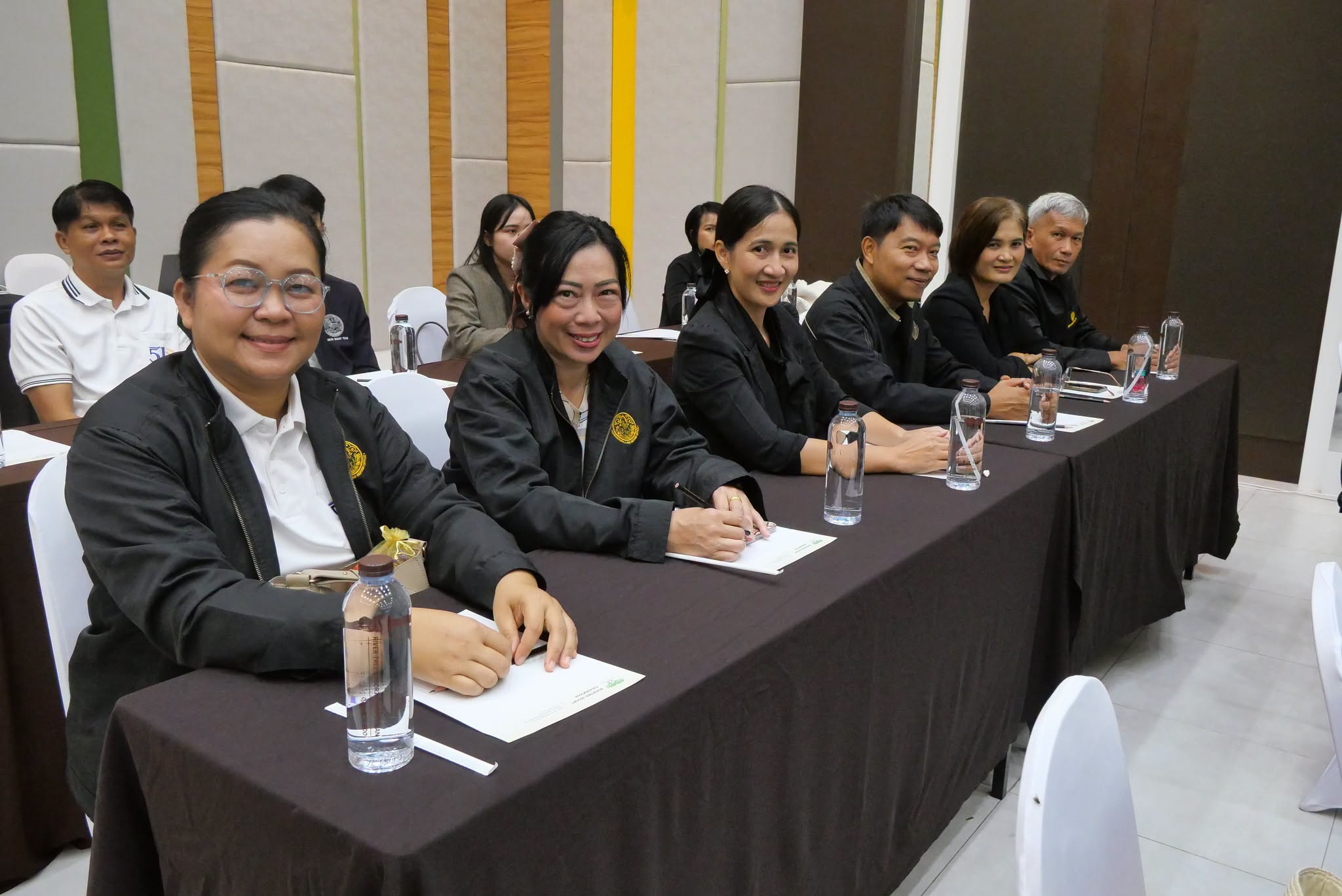 title - รองเลขาธิการ ส.ป.ก. ปิดโครงการสัมมนาฯ เดินหน้ายกระดับงานจัดที่ดิน-กองทุนฯ มุ่งเป้าขับเคลื่อนการดำเนินงานปี 2570
